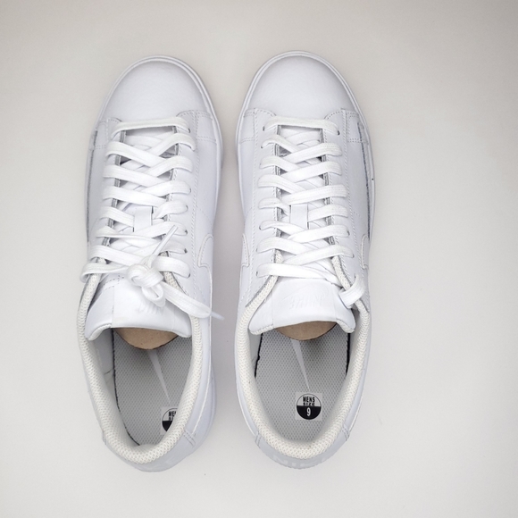 Nike Blazer Low LE  Unisex Sneaker - Picture 6 of 9